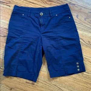 Kim Rogers brand Macy Bermuda shorts.   Comfy!